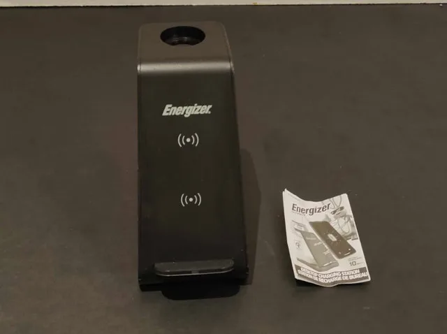 Energizer Desktop Charging Station Qi Wireless image indicator(8)