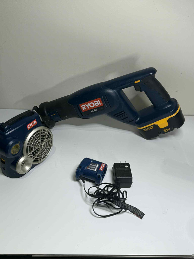 Ryobi Blower + Radio + Battery & Charger | Good Finds - photo 4