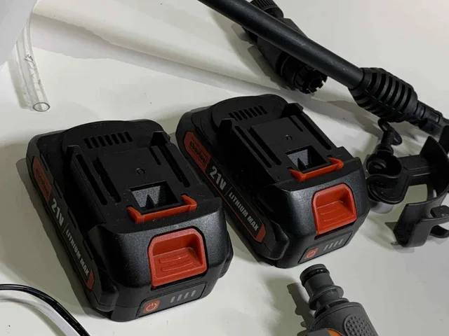 Portable Cordless Pressure Washer 652 PSI | Good Finds image indicator(10)