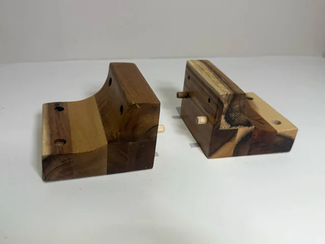 Solid Wood Floating Shelf 60"x8" + Brackets | Good Finds image indicator(5)