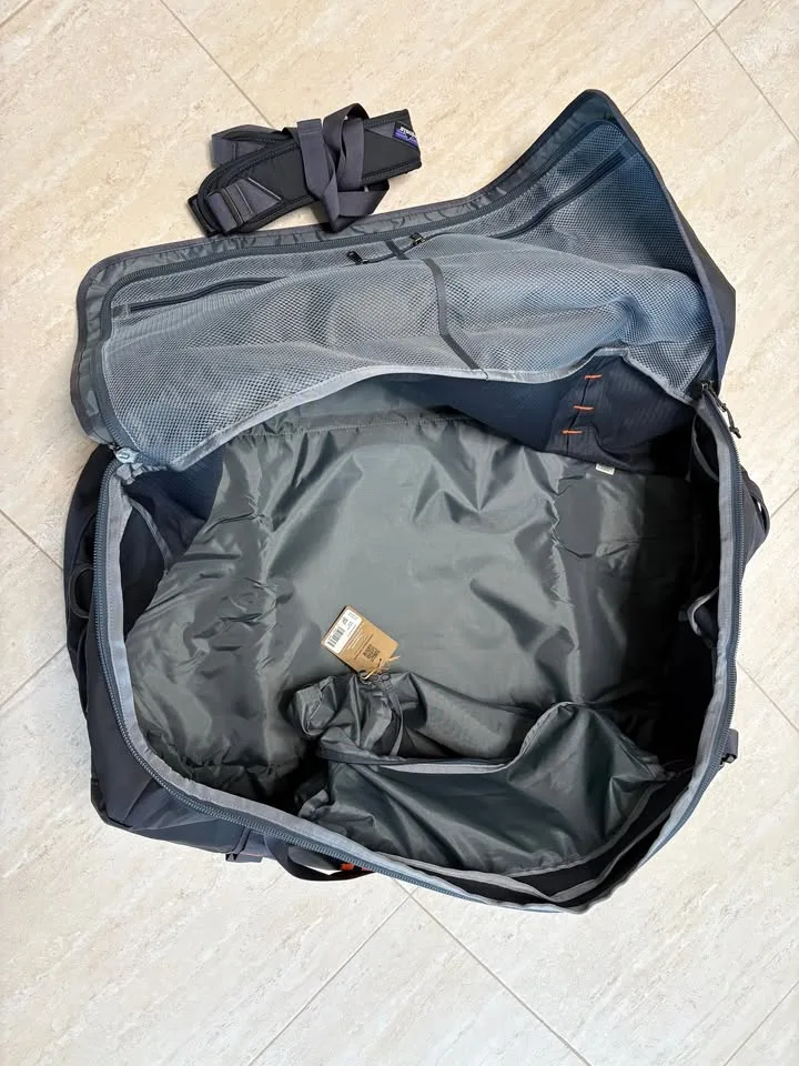 Patagonia Blackhole Duffel 100L - Smolder Blue, Never Used image indicator(9)