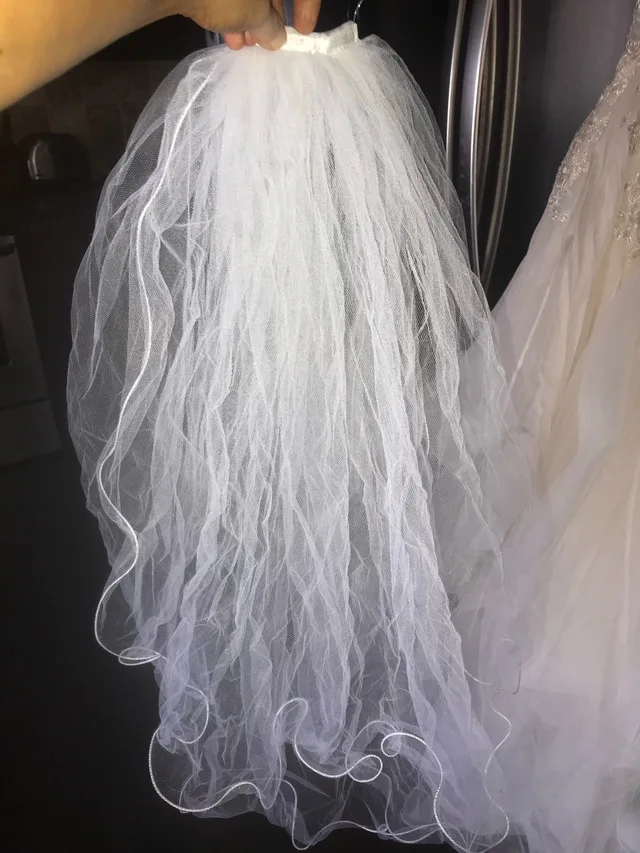 Wedding Dress Size 6/8 image indicator(8)