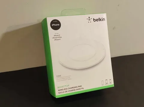 Belkin BOOST↑UP Wireless Charging Pad (7.5W) image indicator(2)