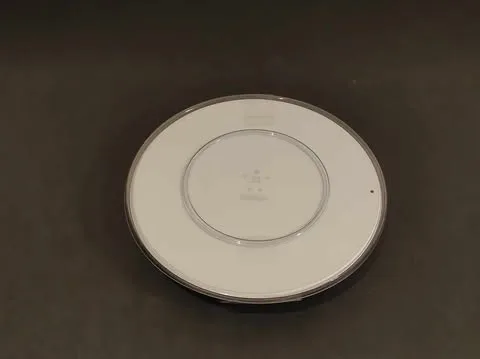 Belkin BOOST↑UP Wireless Charging Pad (7.5W) image indicator(7)