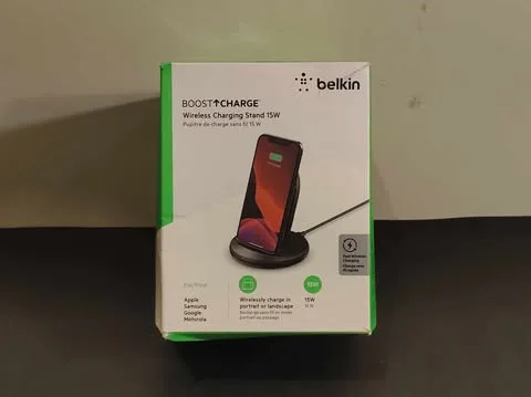 Good Finds | Belkin BoostCharge Wireless Charging Stand 15W thumbnail