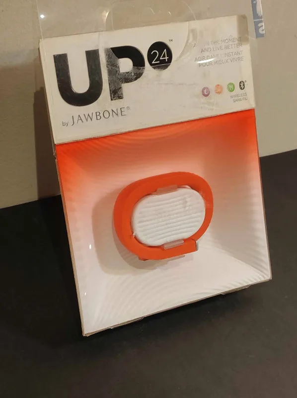 Good Finds | Jawbone UP24 Fitness Tracker image indicator(8)