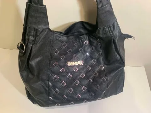 Good Finds | Black Sequin Shoulder Bag image indicator(7)