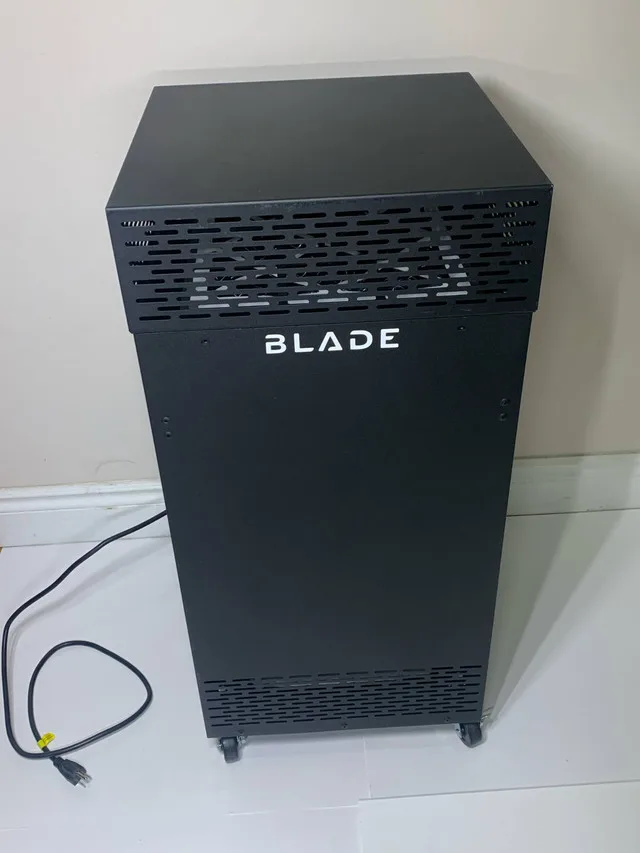 Blade HEPA Commercial Air Purifier 1400 Sq Ft | GoodFinds image indicator(2)