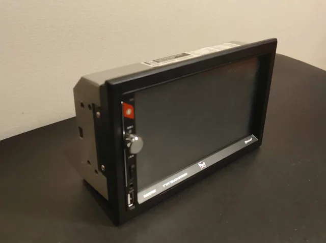 Good Finds | Dual Electronics 7" Car Stereo image indicator(2)