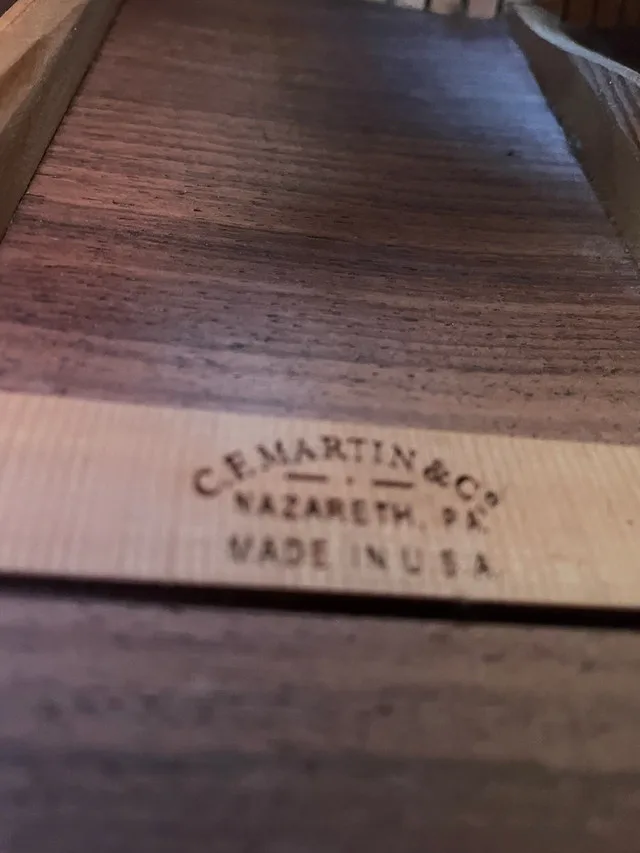 Martin D-35 Guitar image indicator(4)