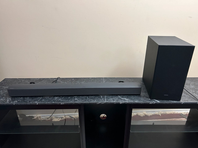 Samsung Soundbar + Subwoofer