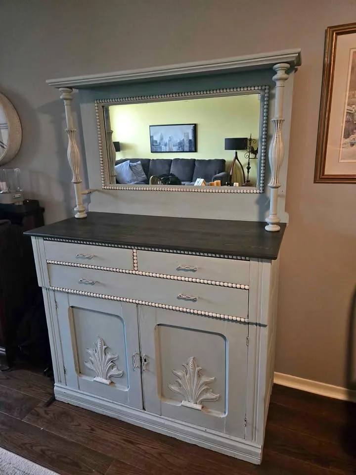 Original Antique Hutch thumbnail