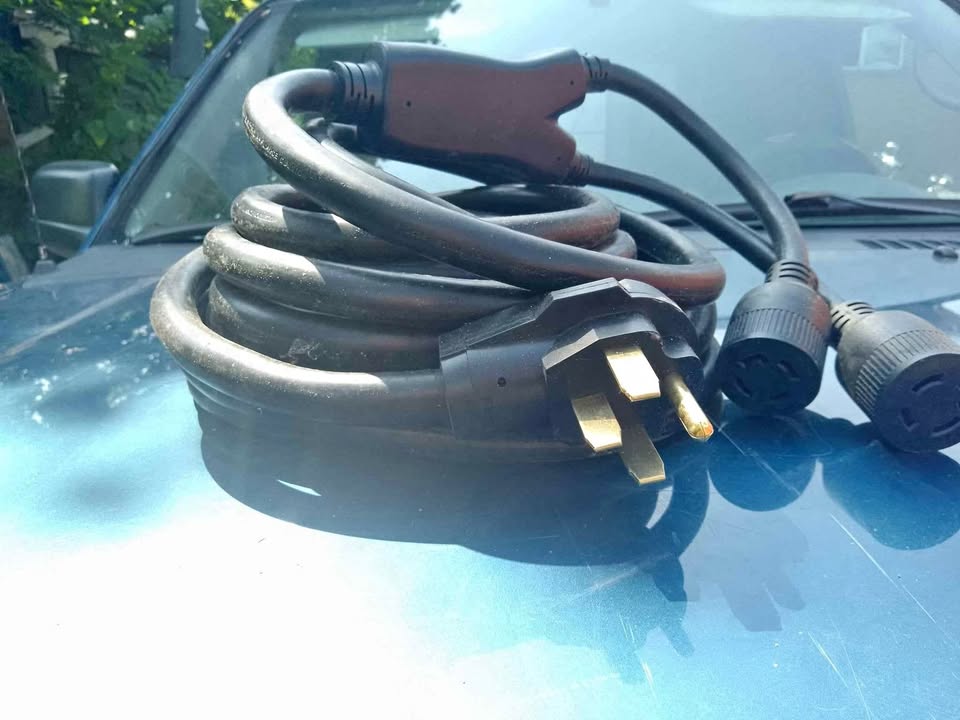 RV or mechanical power cords
