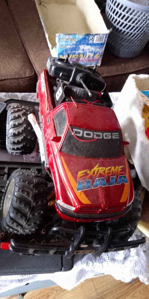 R/C trucks and boat - photo 2