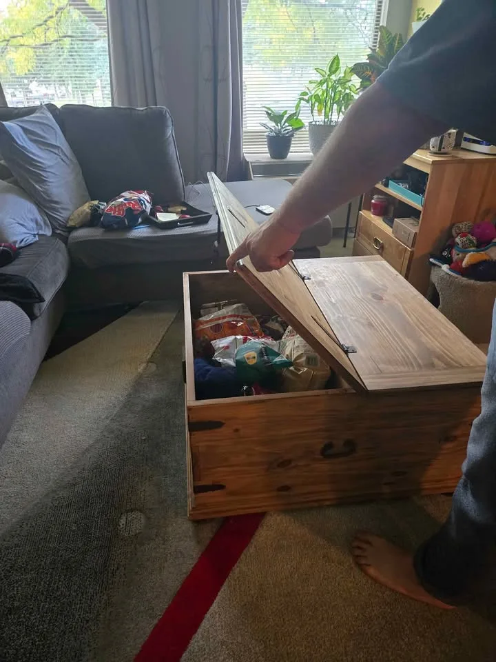 Coffee Table with Storage image indicator(4)