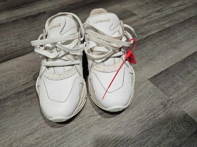 Versace Shoes image indicator(3)
