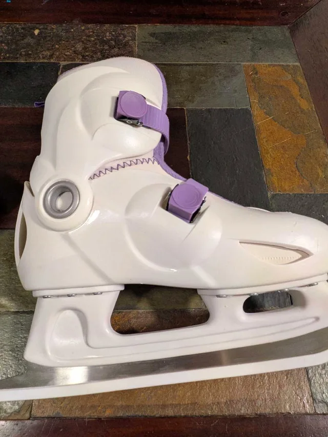 Kids Ice Skates image indicator(3)
