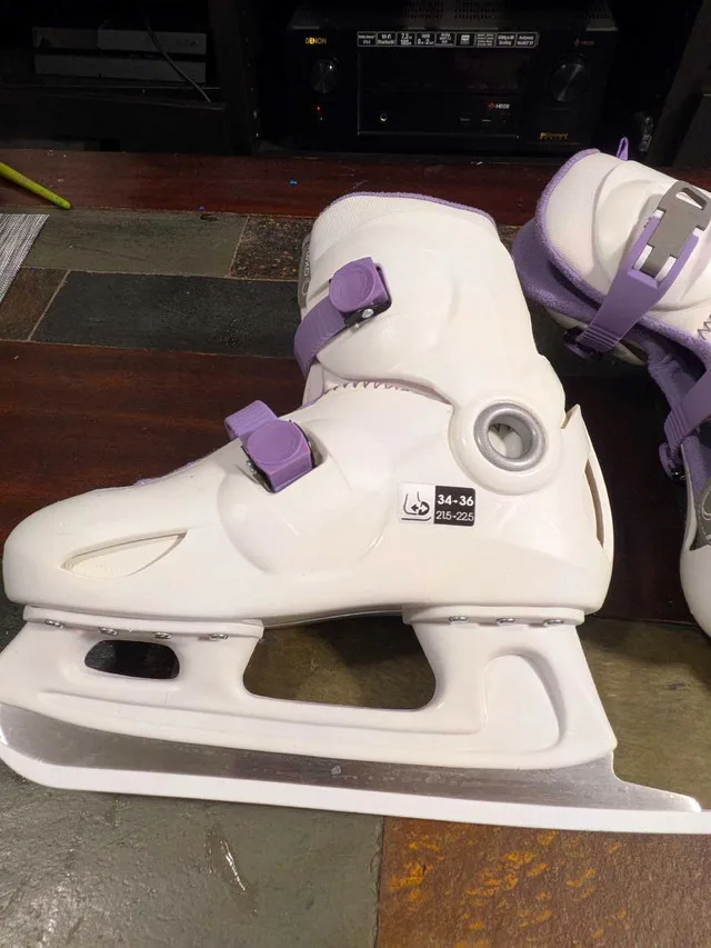 Kids Ice Skates image indicator(9)