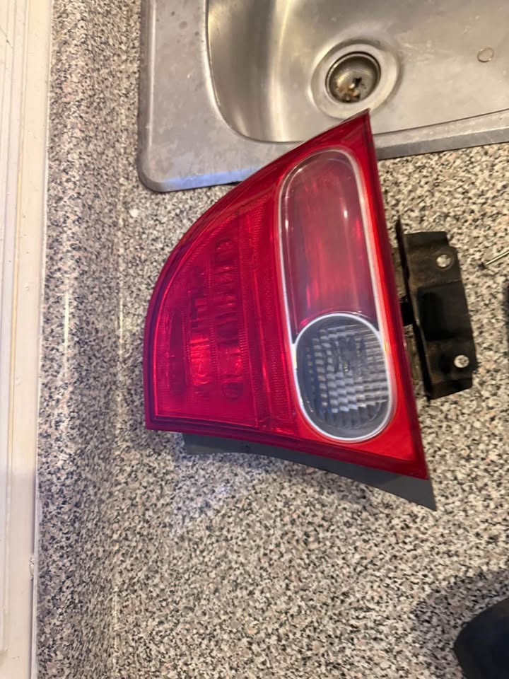 Honda civic parts - photo 2
