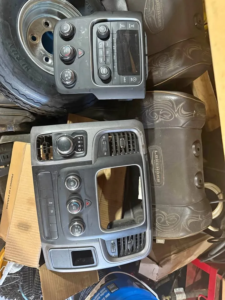 Dodge ram 1500 interior parts thumbnail