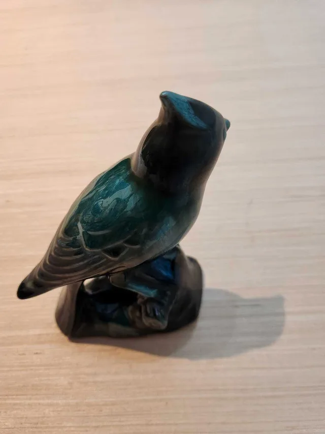 Blue Mountain Pottery Cardinal image indicator(4)