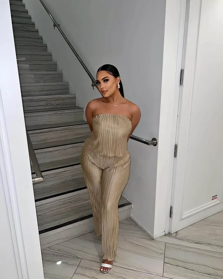 Two piece outfit thumbnail