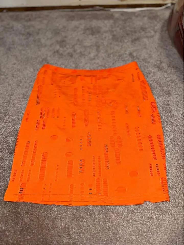 Orange skirt thumbnail