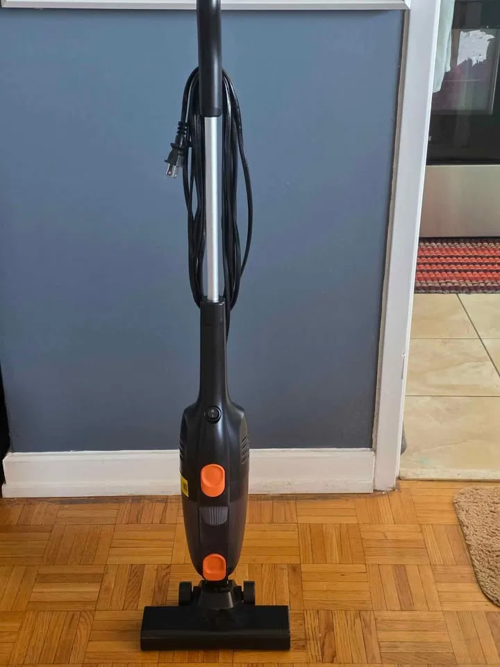 Lightweight 2-in-1 Corded Stick Vacuum Cleaner image indicator(4)