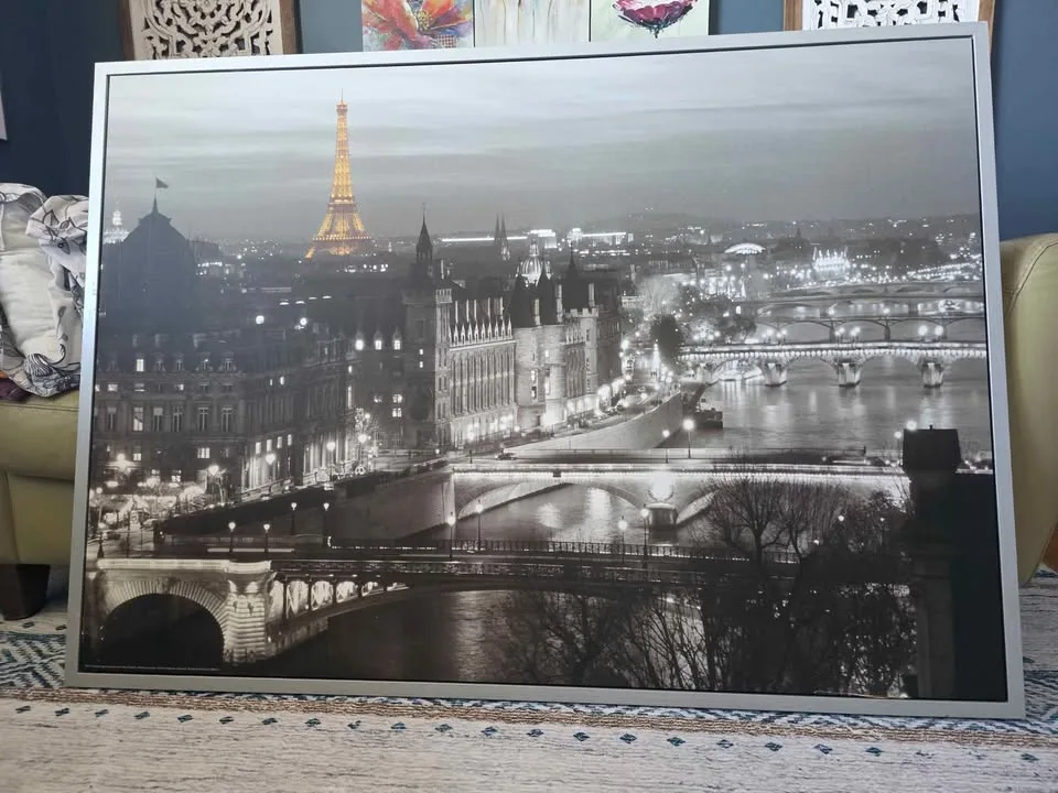 IKEA VILSHULT Wall Art – Paris, Eiffel Tower at Night image indicator(2)