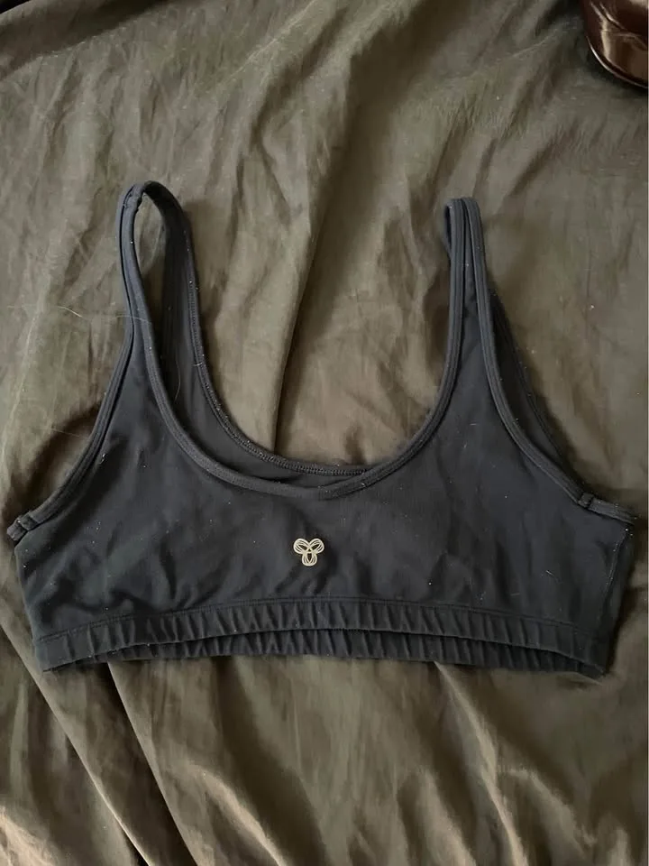 TNA ACTION BRA TANK image indicator(2)