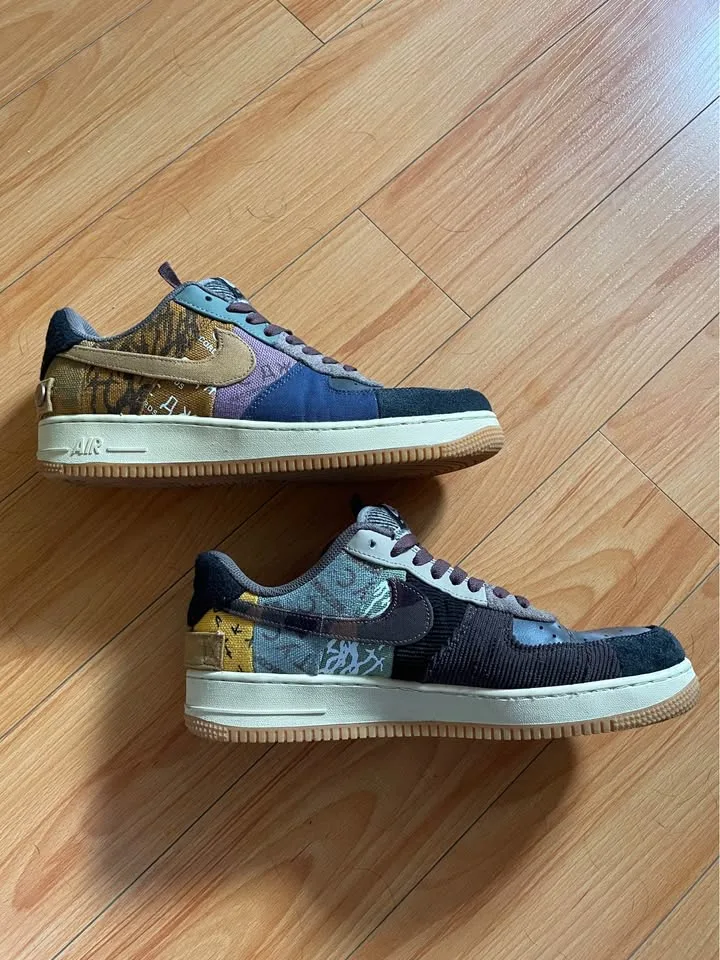 Travis Scott Nike Air Force image indicator(2)
