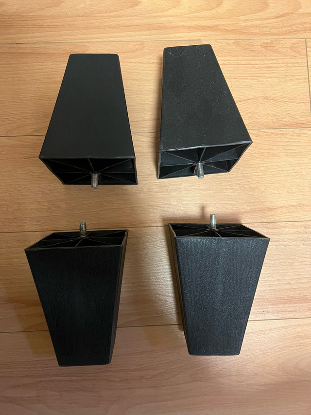 Furniture legs
