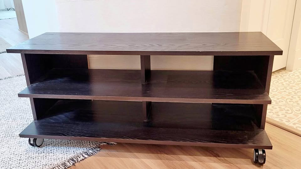TV stand Table with wheels