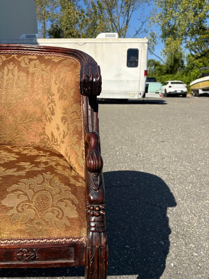 1940 Carved Wood Swan Barrel Chair - photo 4