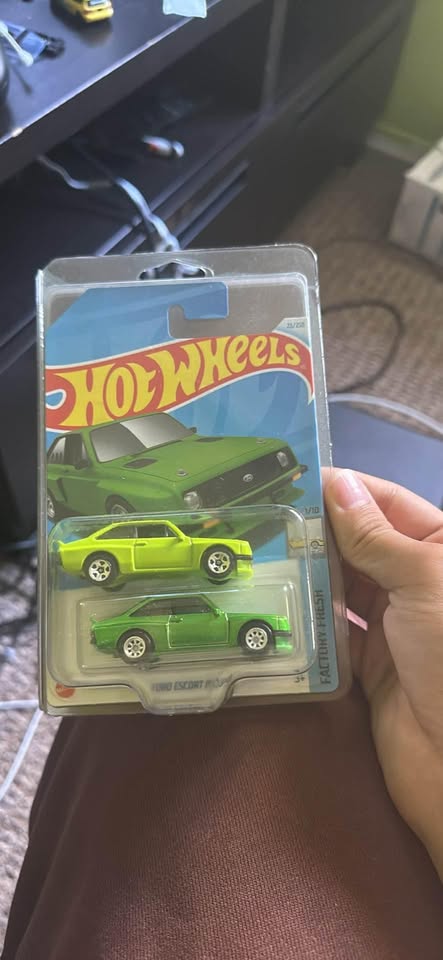 Hot Wheels Ford Escort $uper Treasure Hunt or Trade - photo 2