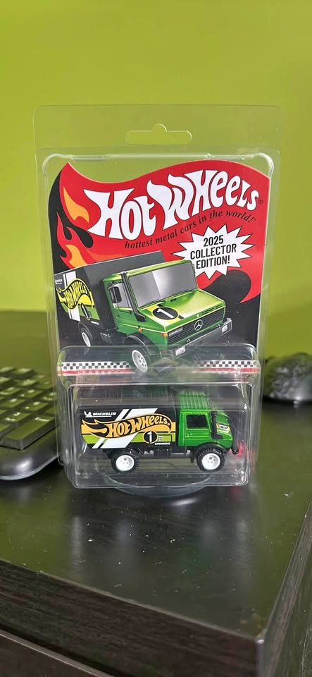 Hot wheels 2025 Collectors Edition Unimog