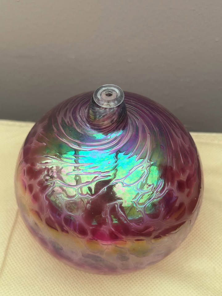 Stunningly Beautiful Blown Glass Oil Lamp - photo 4