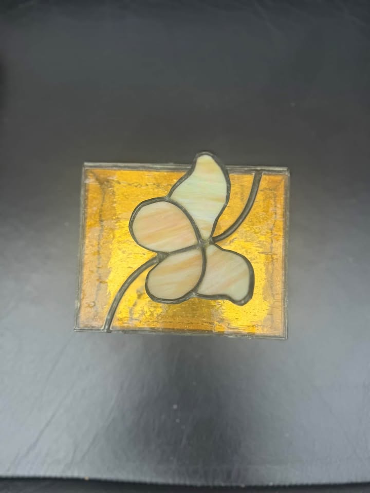 Beautiful Amber Stained Glass Butterfly Treasure Box - photo 2