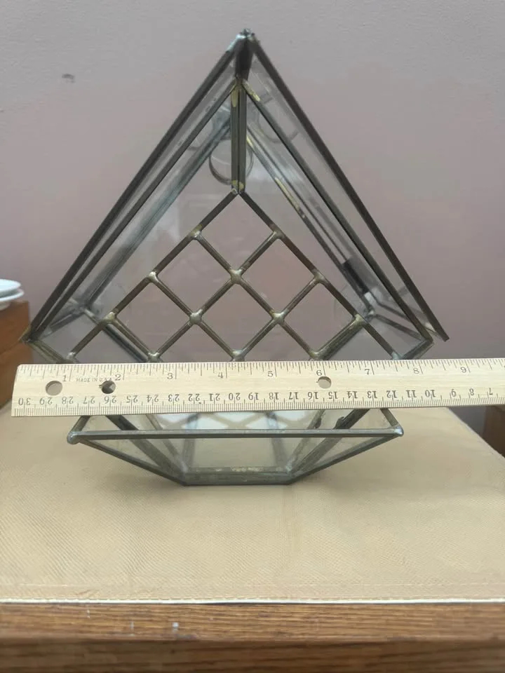 Unique Glass Window Mount Bird Feeder / Terrarium image indicator(3)