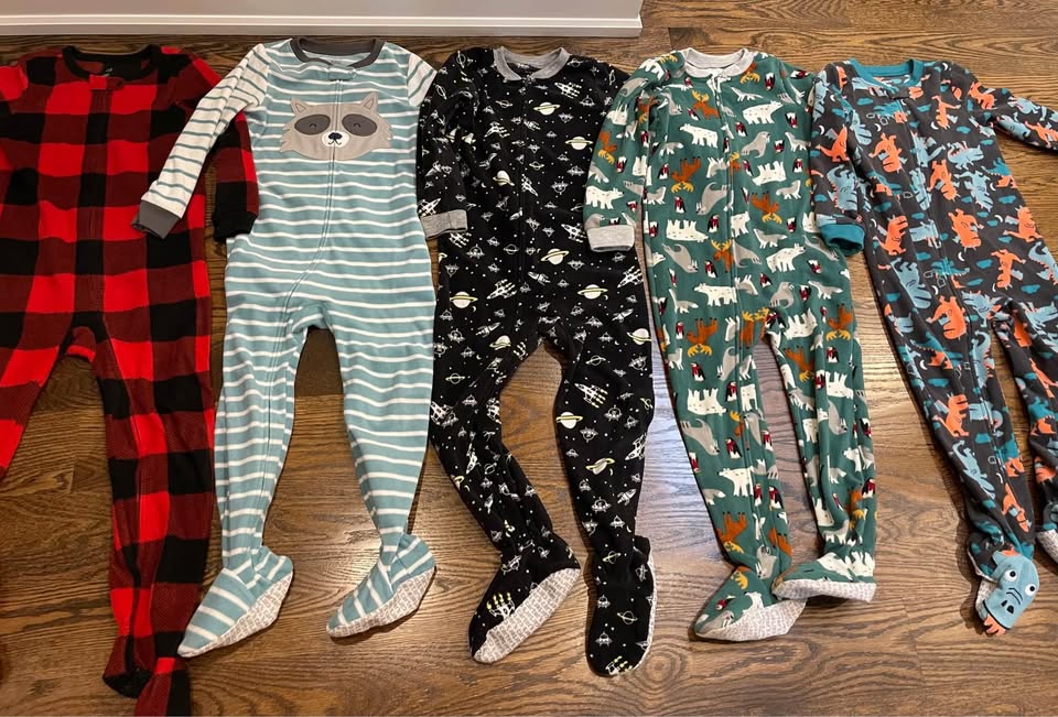 5T Christmas/Winter Pyjamas - photo 2