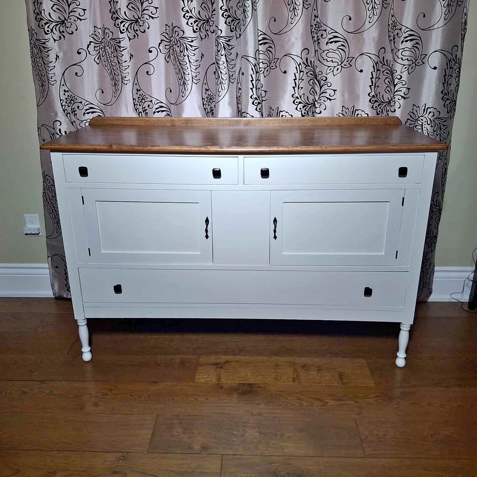 BUFFET / SERVER
