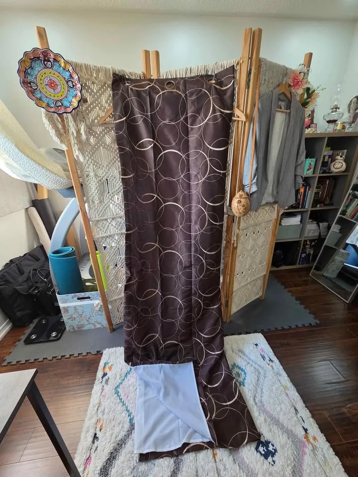 Black out curtains image indicator(5)