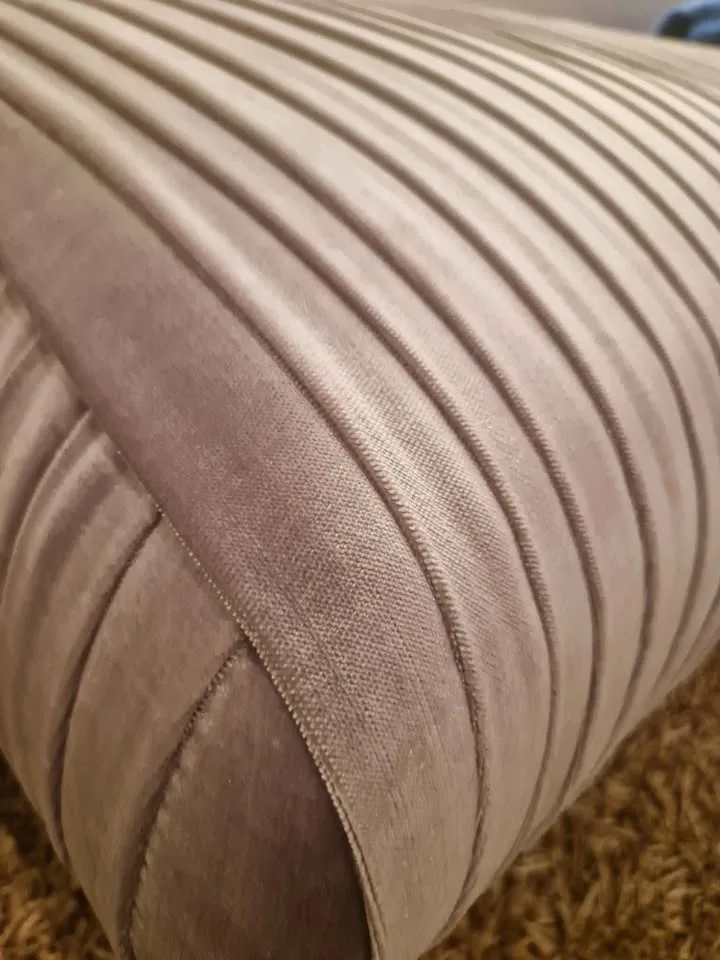 Grey velvet bench image indicator(4)