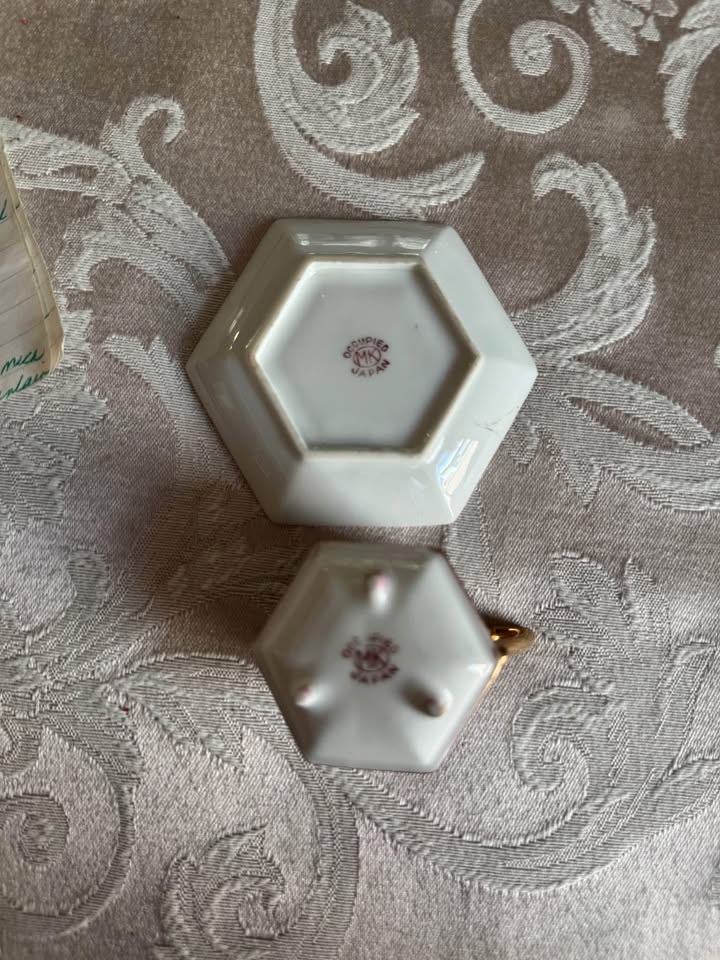 Vintage Miniature Teacup and Saucer - photo 3