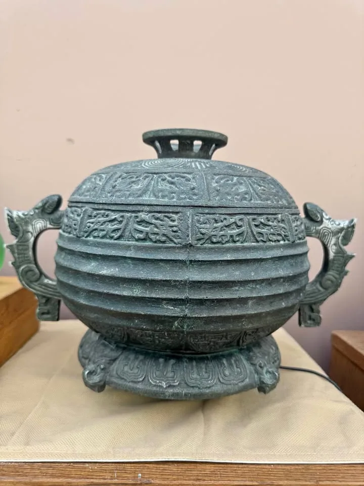 Awesome Vintage James Mont Asian Inspired Ice Bucket thumbnail