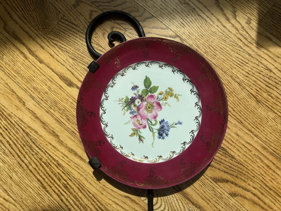 Hand Made Wrought Iron Plate Display - photo 2