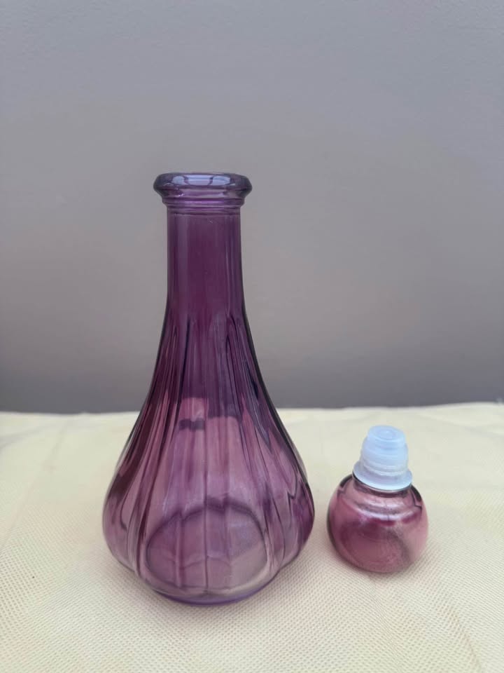 Beautiful Glass Decanter or Perfume Bottle - photo 2