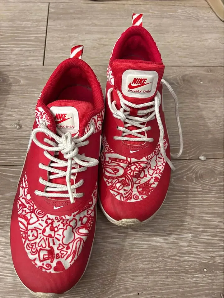 Nike Air Max Thea Sneakers - US Size 7Y thumbnail