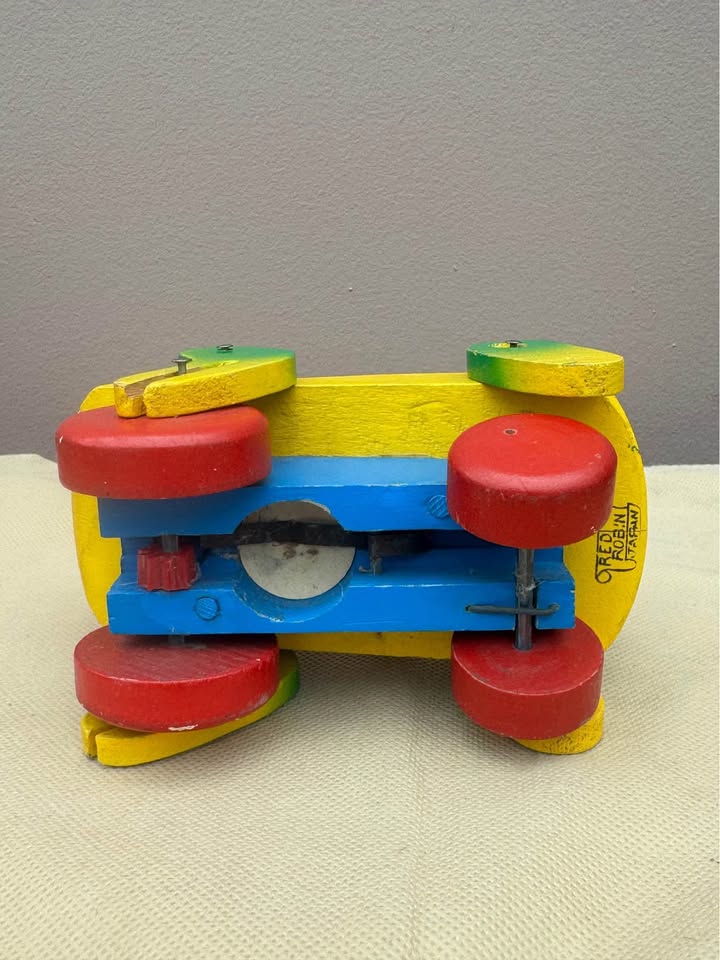 Charming Vintage Fisher Price Frog Pull Toy - photo 4