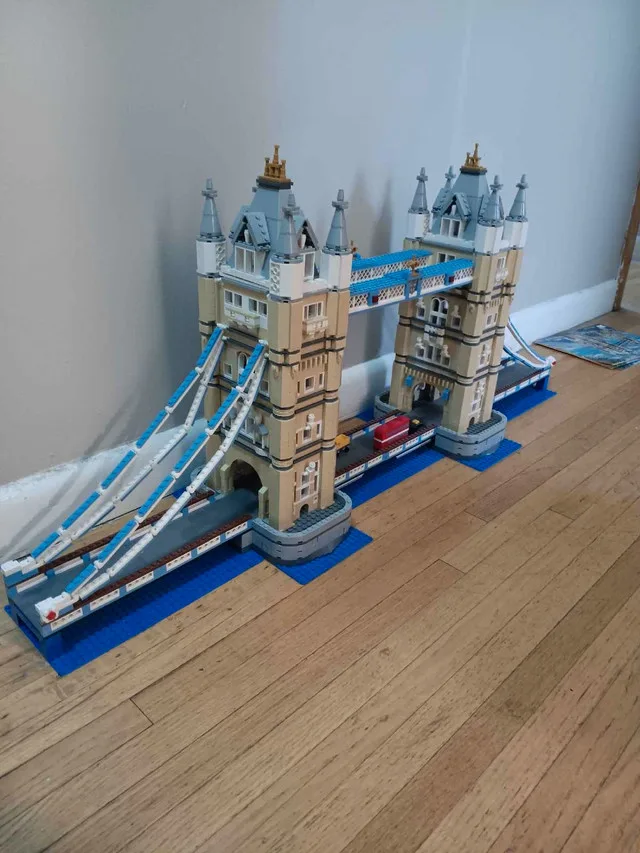 Lego Creator Tower Bridge thumbnail